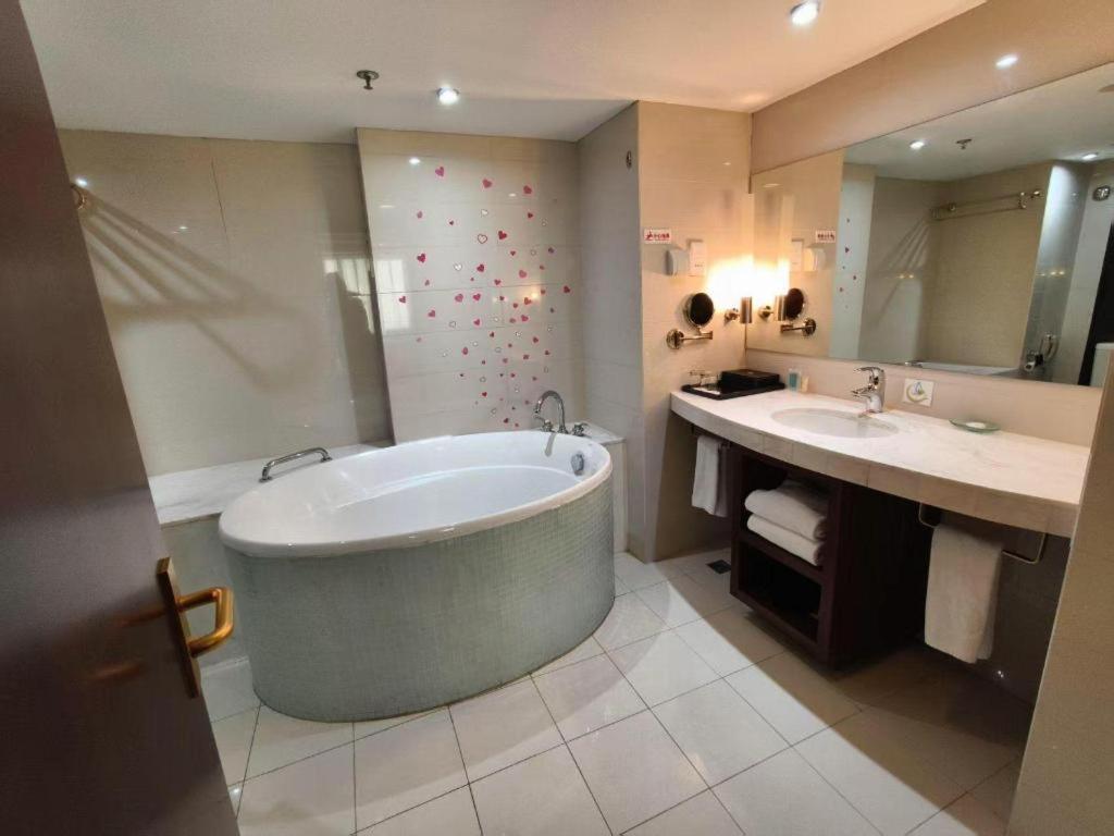 Ramada Plaza Shenyang Citycenter Kültér fotó
